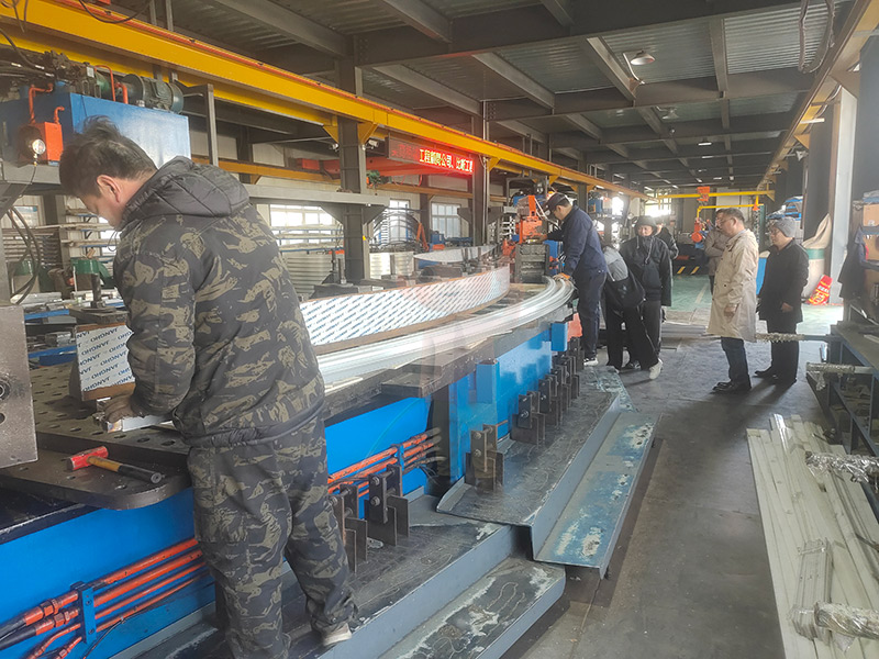 北京精細拉彎加工廠匠心迎貴客,見證品質滿意歸 北京精細拉彎加工廠匠心迎貴客,見證品質滿意歸